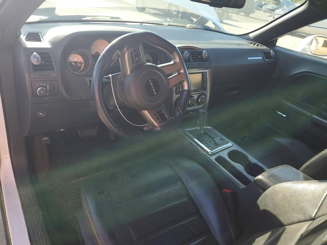 Dodge Challenger Sxt
