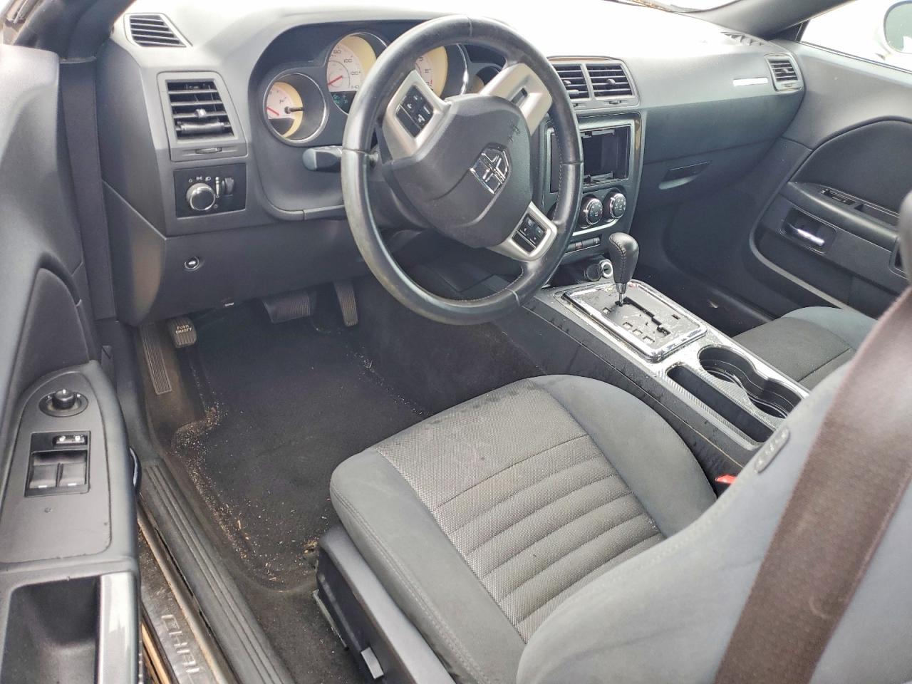 Dodge Challenger Sxt