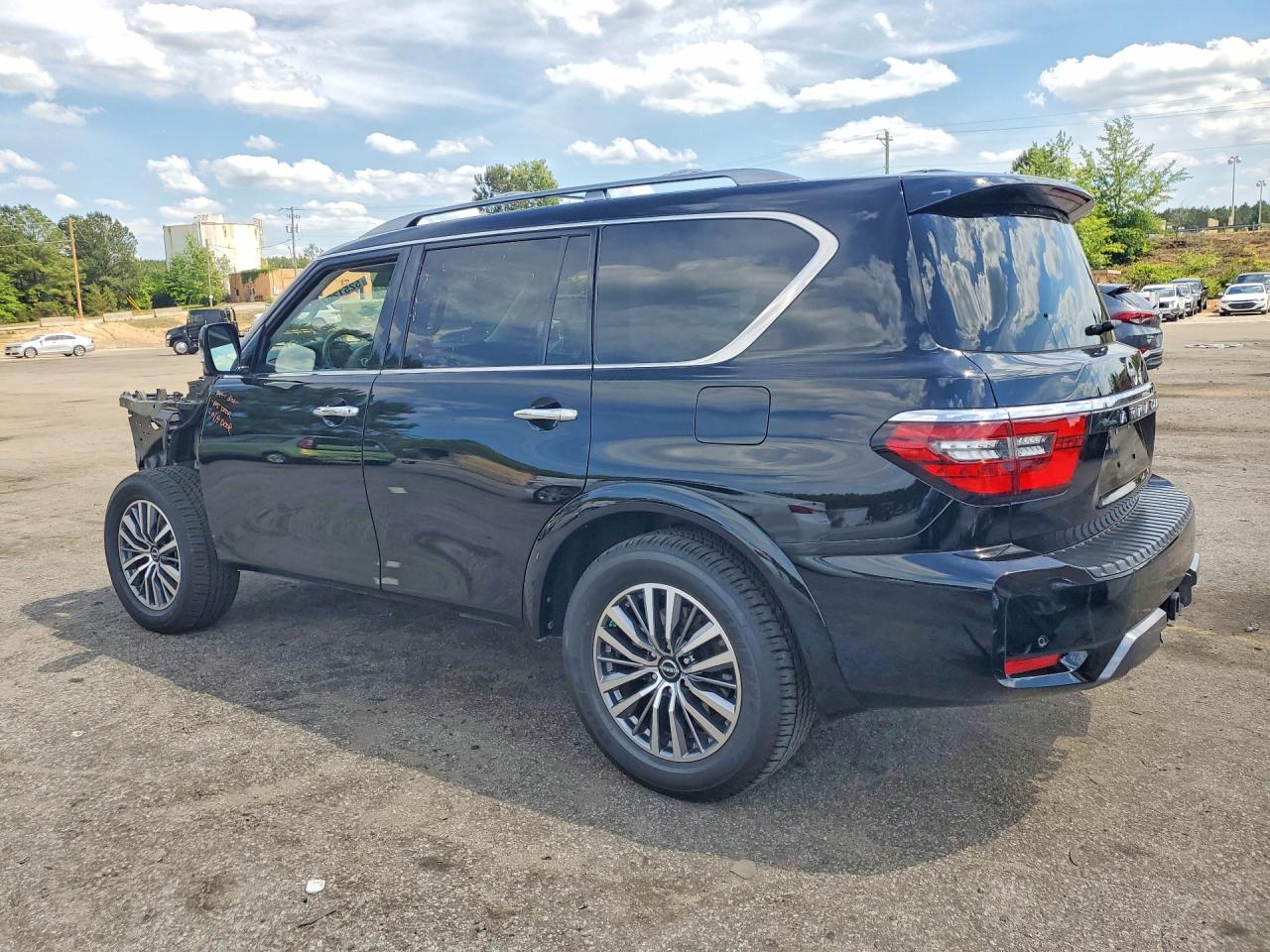 Nissan Armada Sl