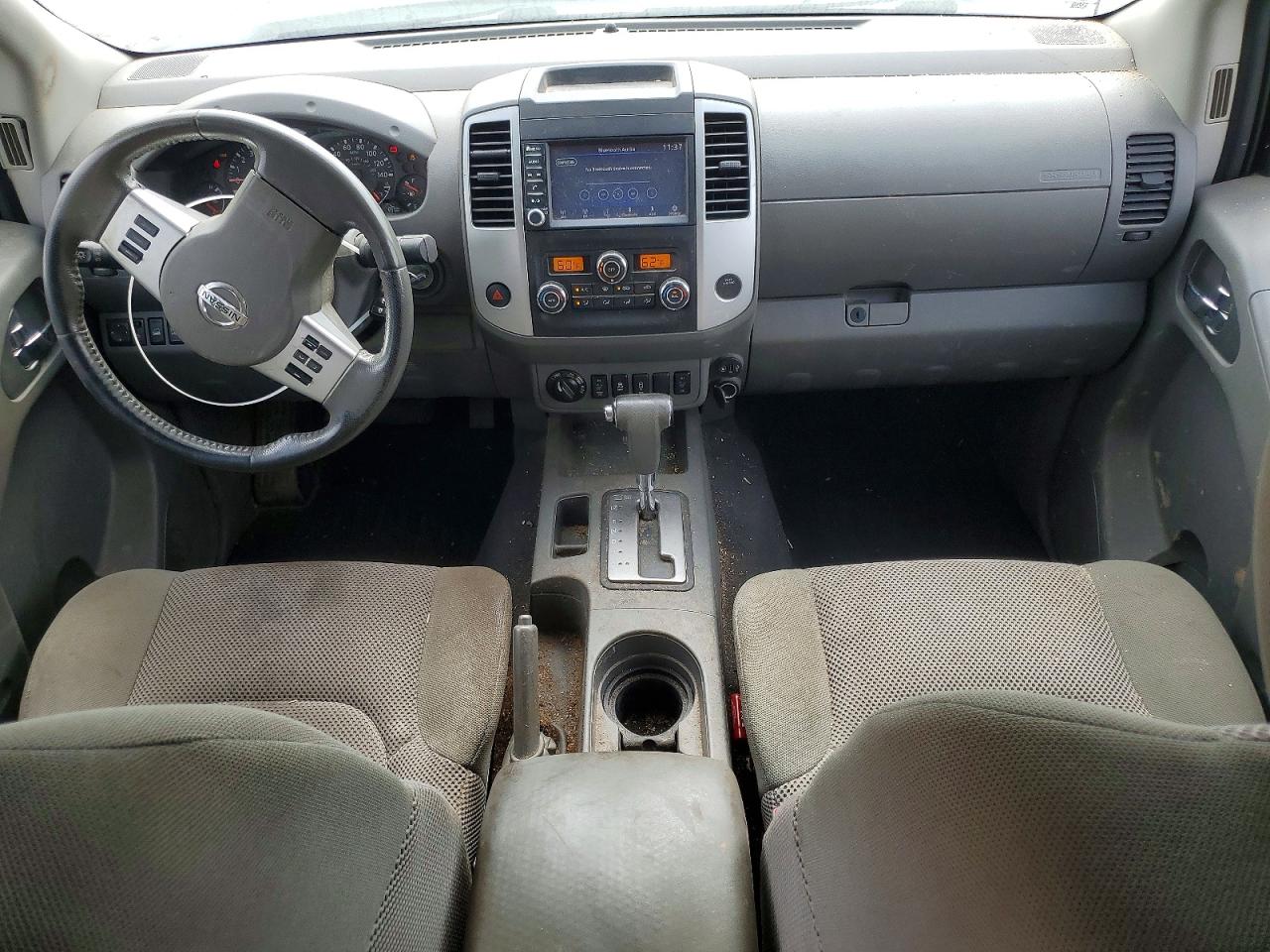 Nissan Frontier Sv