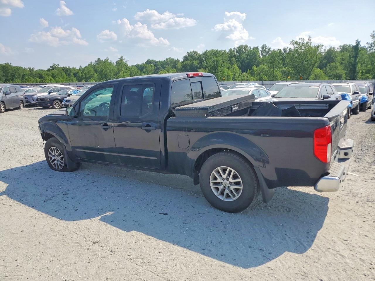 Nissan Frontier Sv