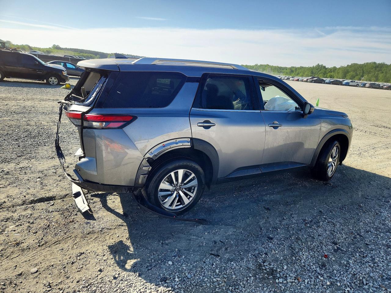 Nissan Pathfinder Sl
