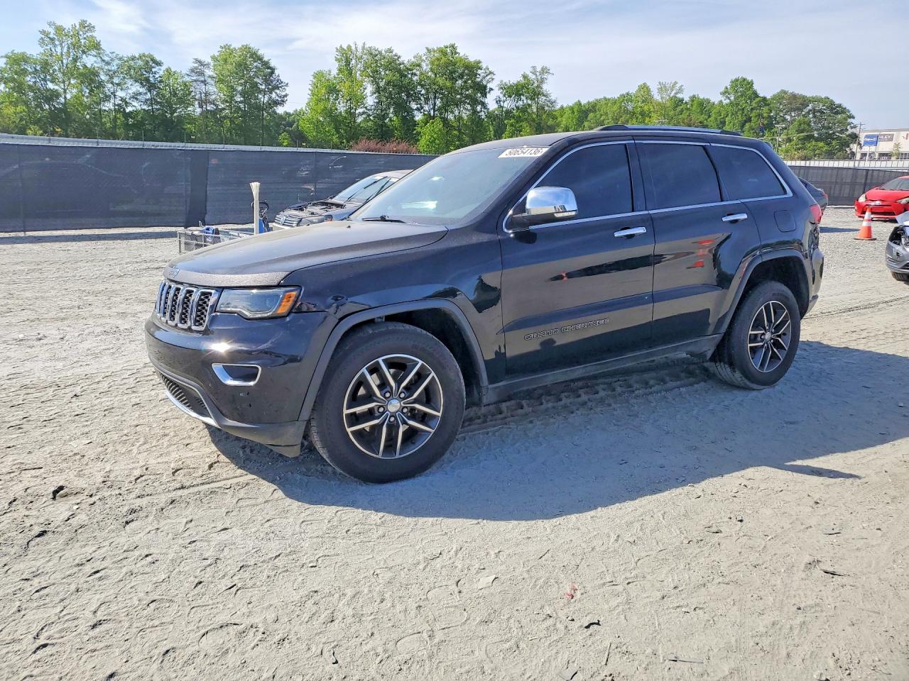 Salvage Jeep Grand Cherokee Image