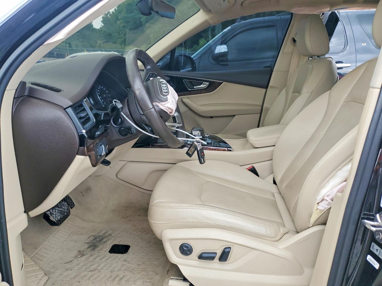 Audi Q7 Premium