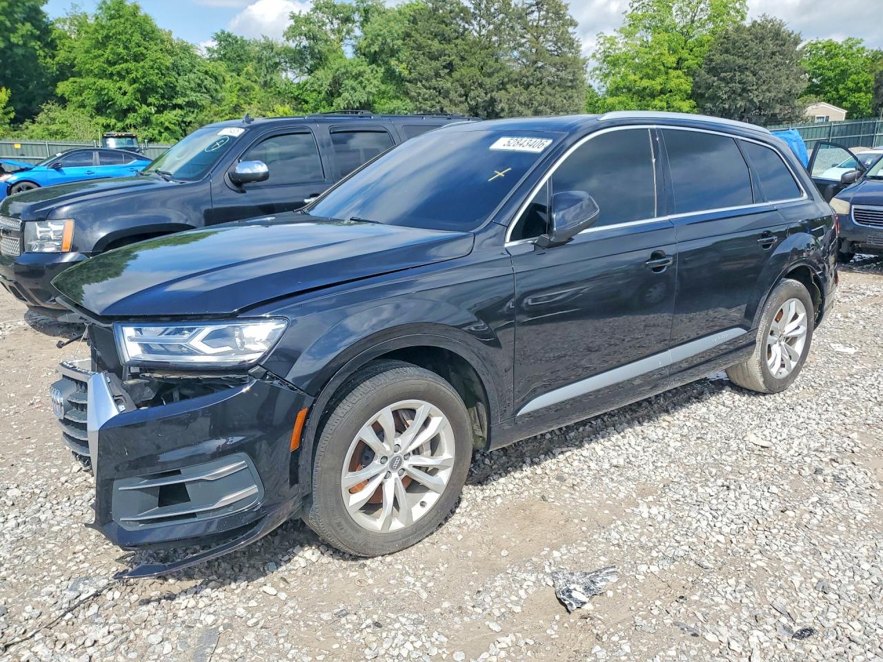 Salvage Audi Q7 Image