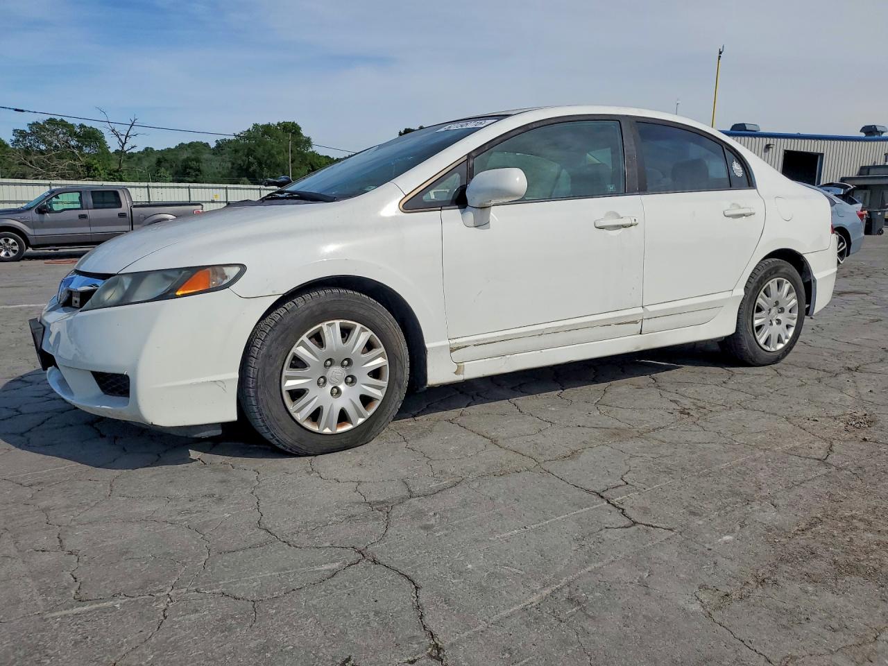 Salvage Honda Civic Image