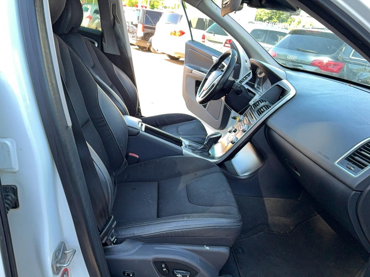 Volvo XC60 T5