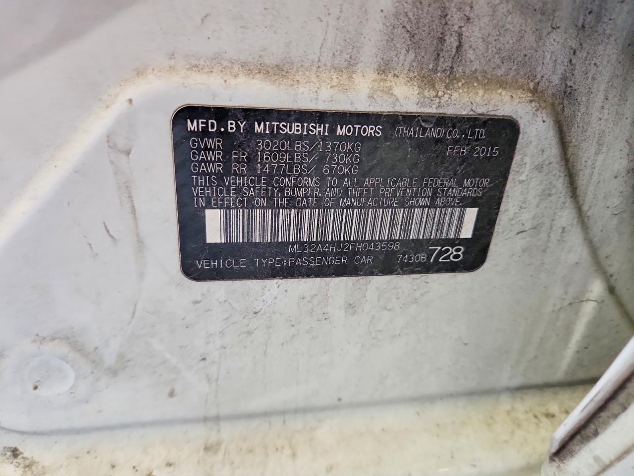 Mitsubishi Mirage Es
