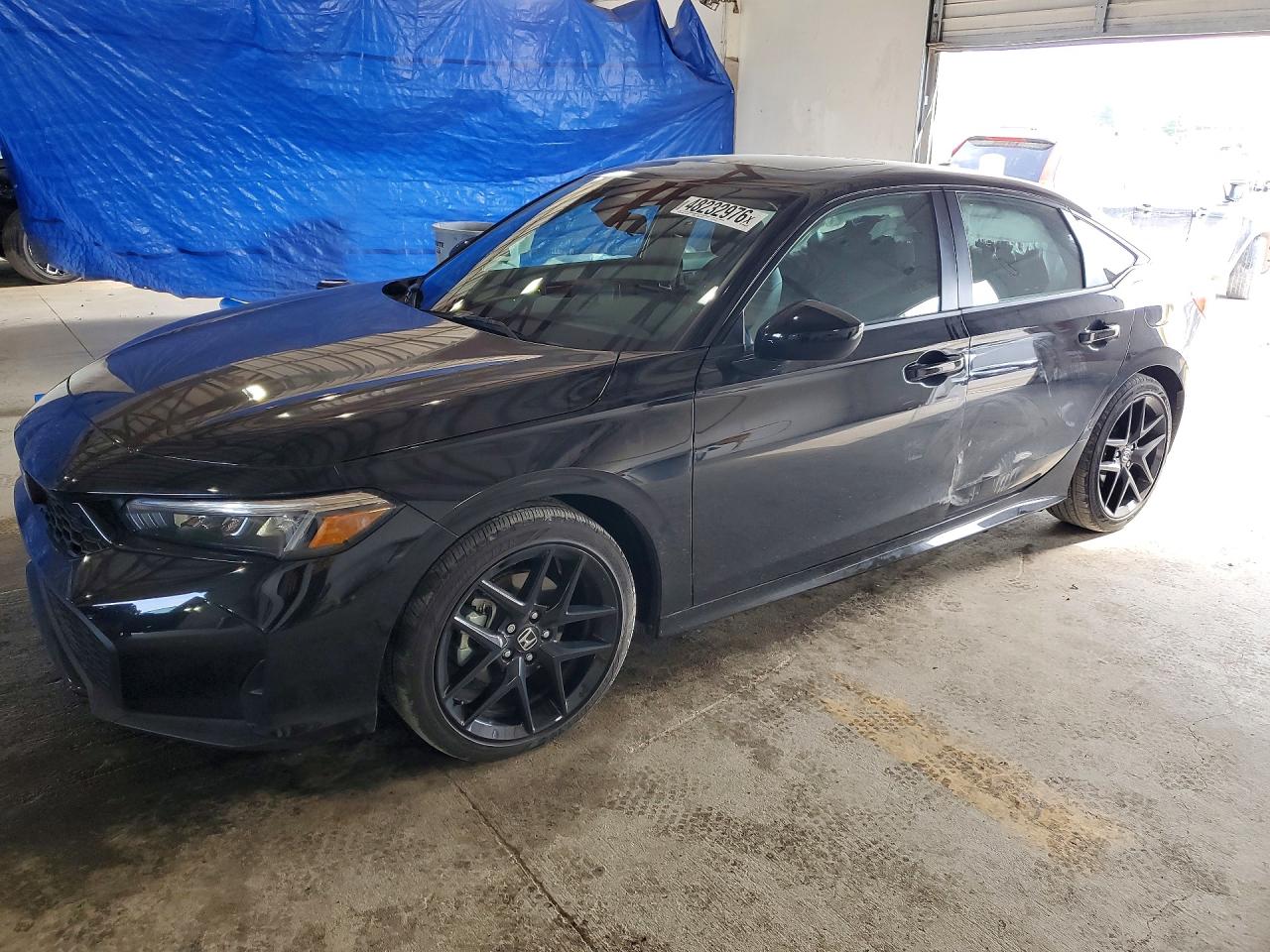 Salvage Honda Civic Image