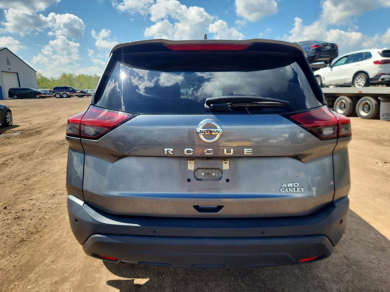 Nissan Rogue S