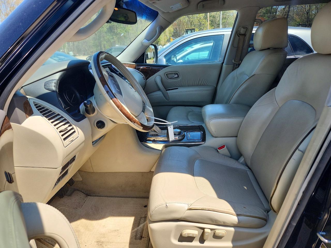 INFINITI Qx Base