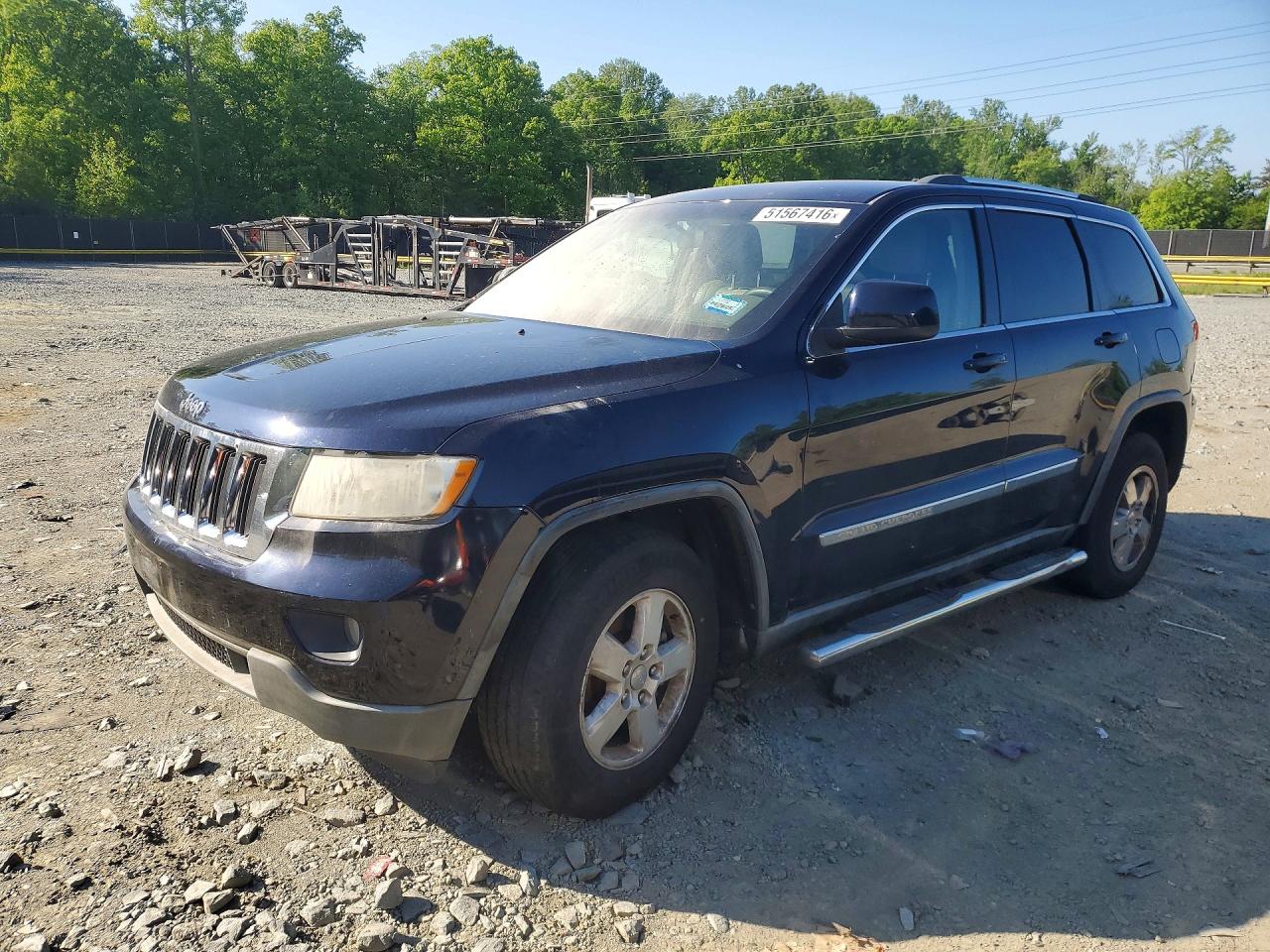 Salvage Jeep Cherokee Image