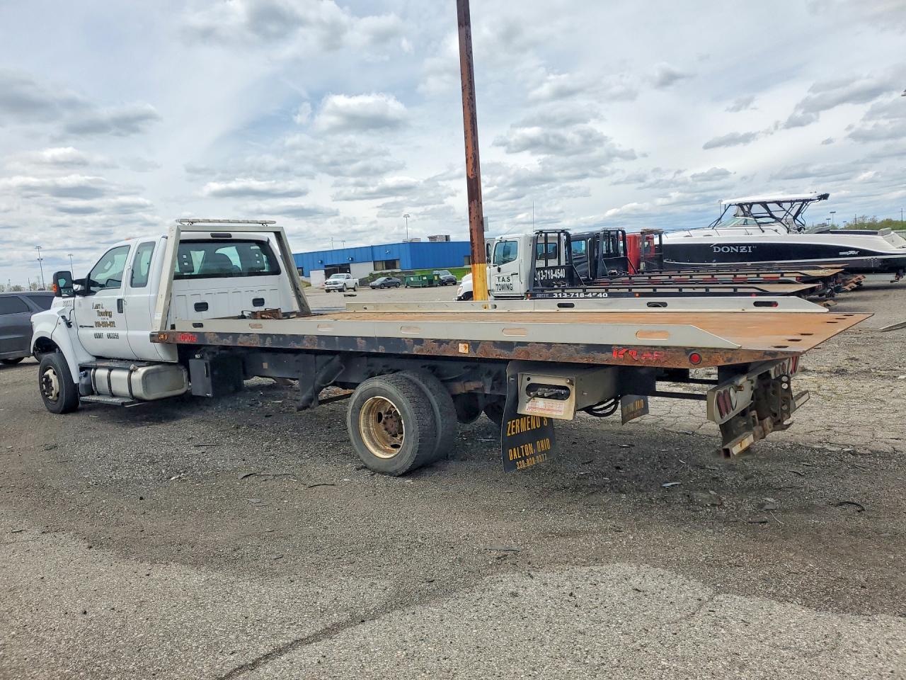Ford F-650 Super Duty