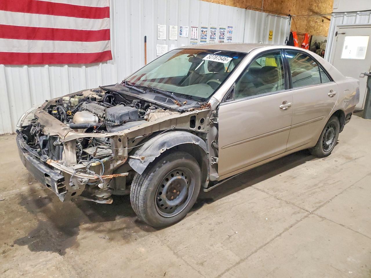 Salvage Toyota Camry Image
