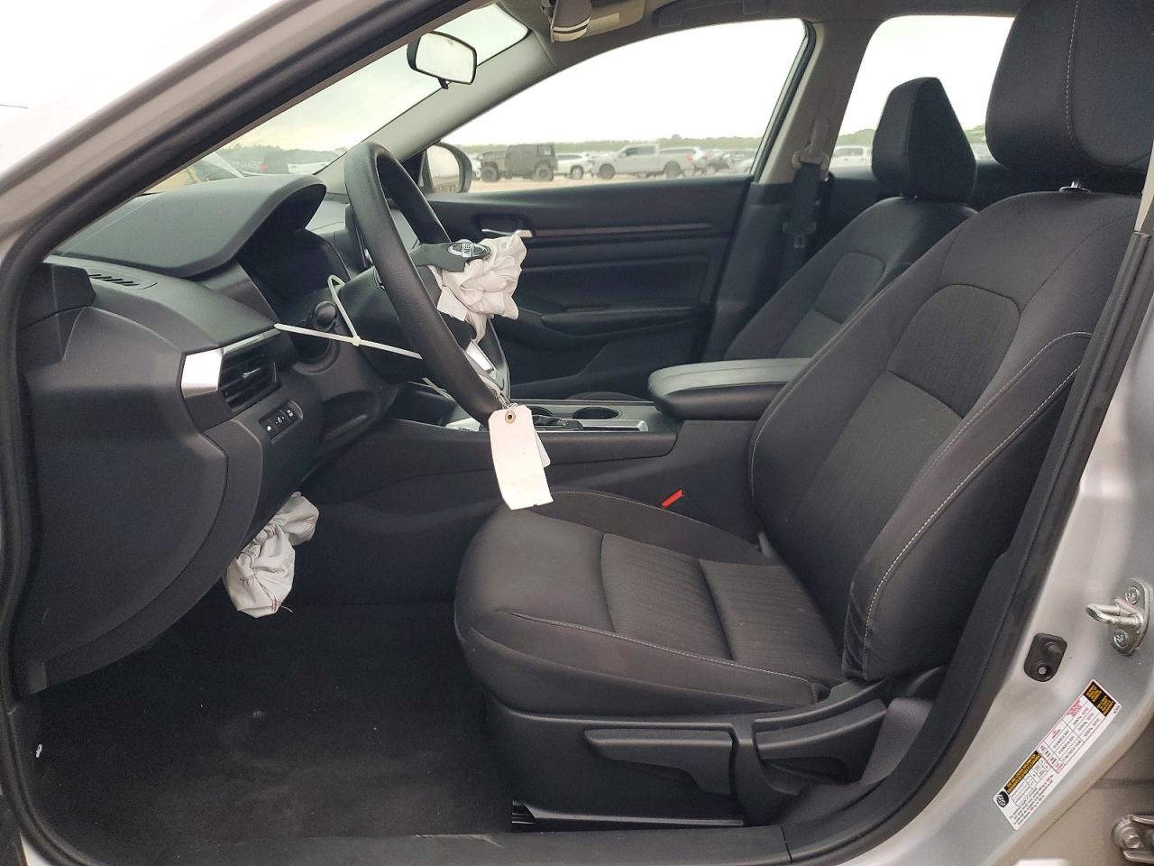 Nissan Altima S