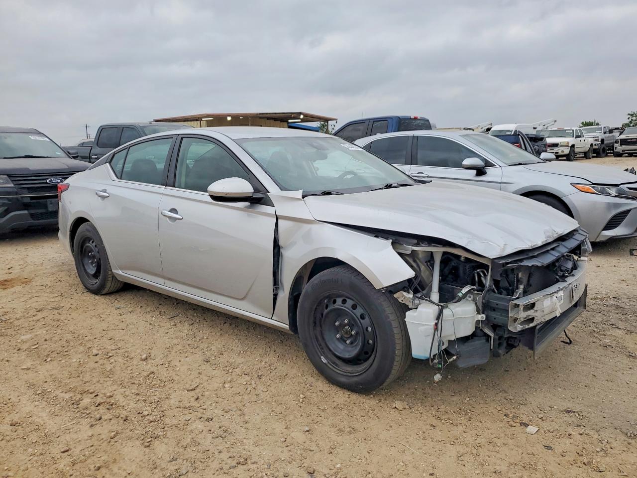 Nissan Altima S