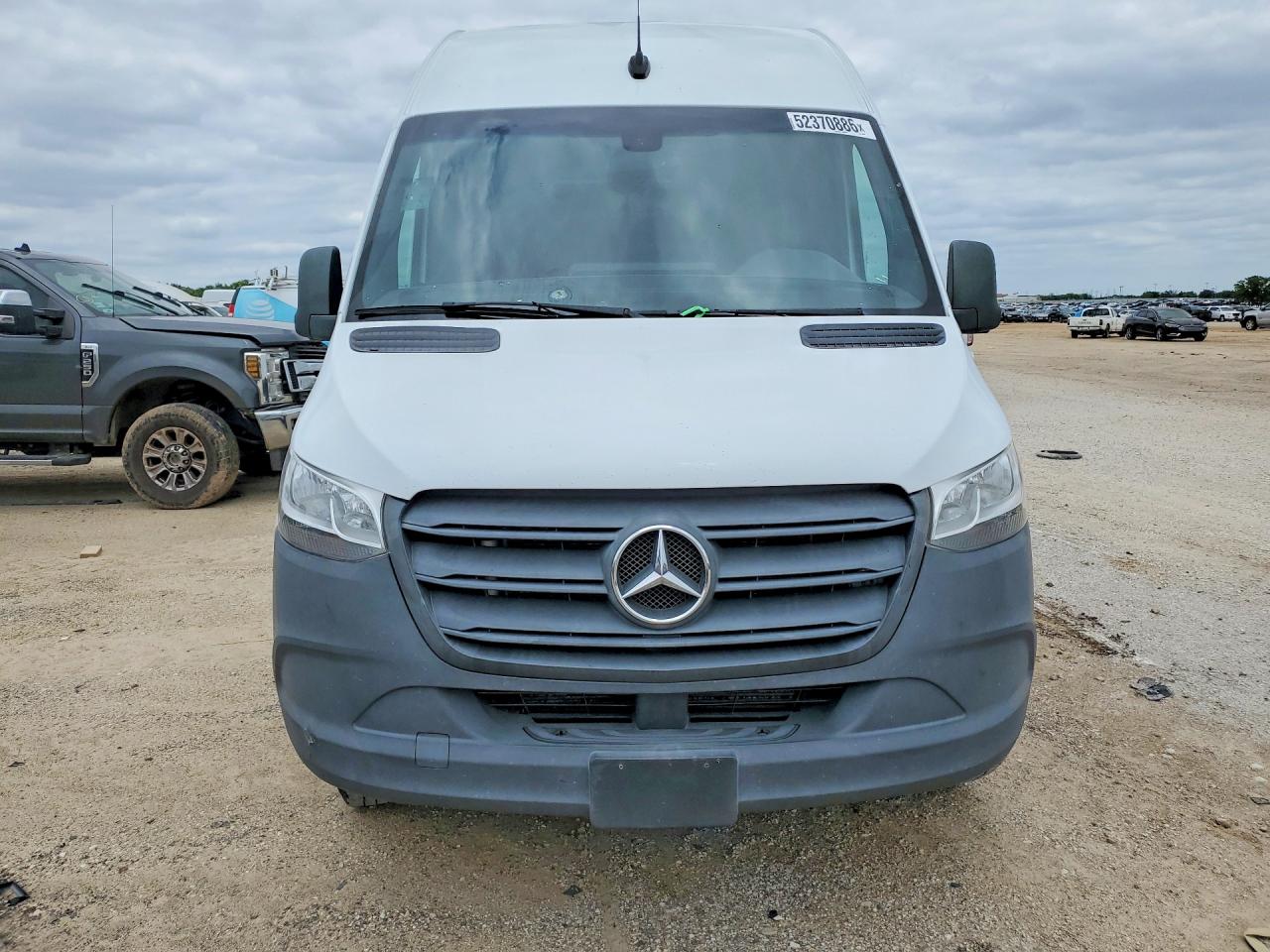 Mercedes-Benz Sprinter 2500