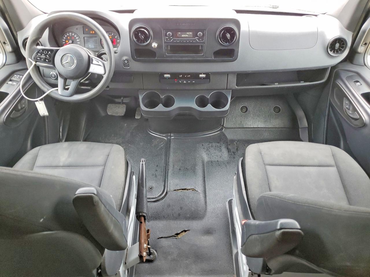 Mercedes-Benz Sprinter 2500
