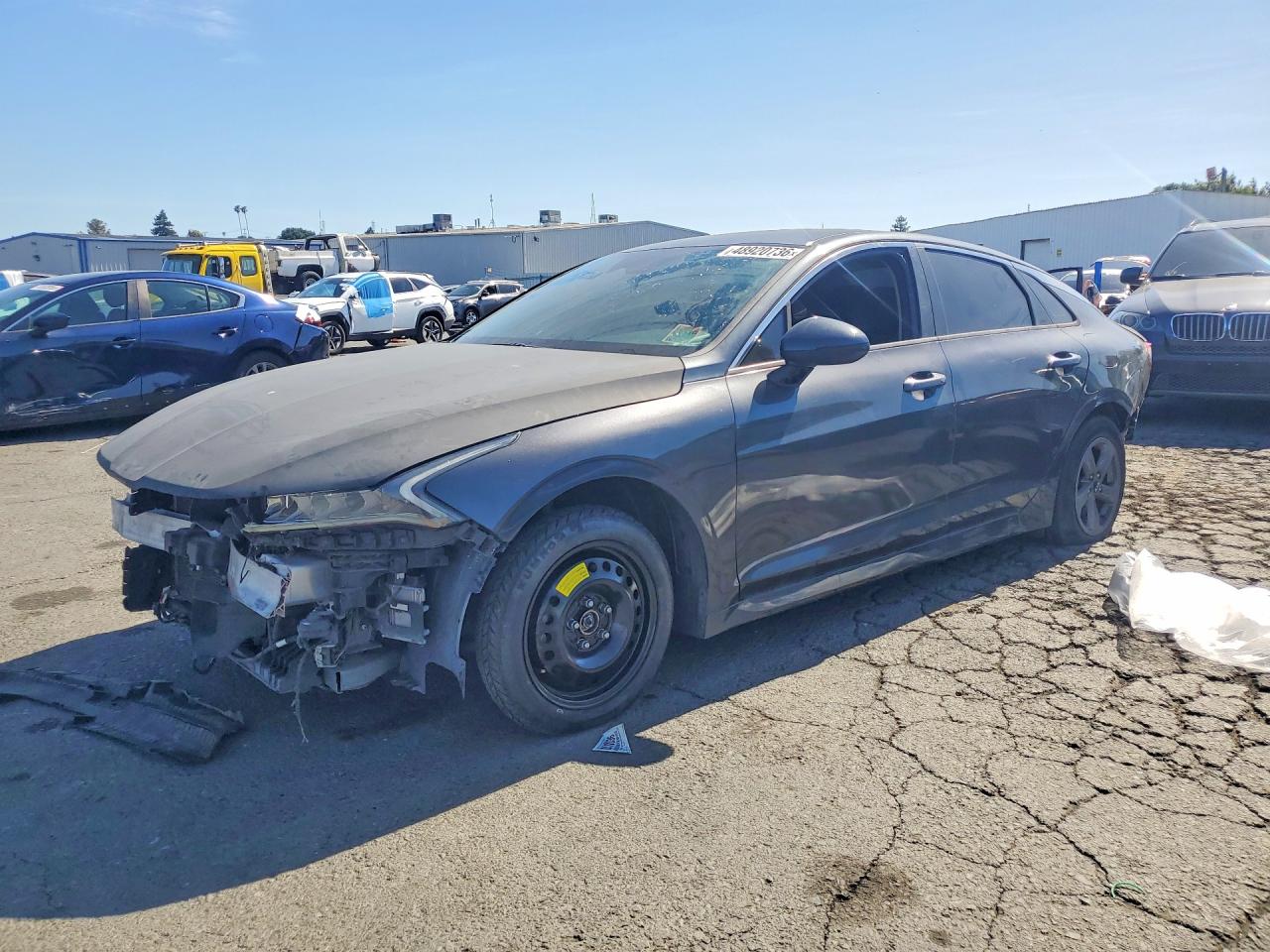 Salvage Kia K5 Image