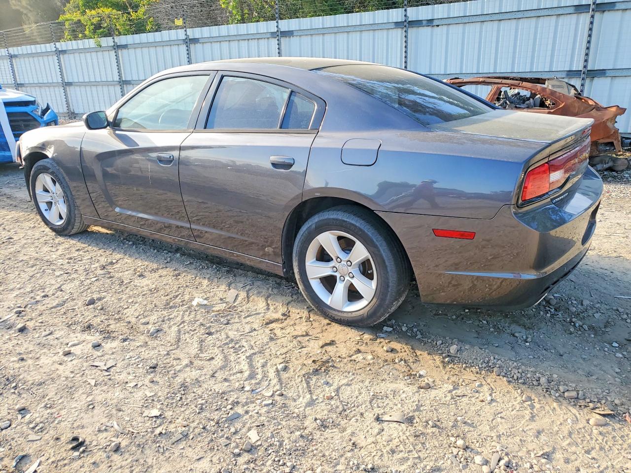 Dodge Charger Se