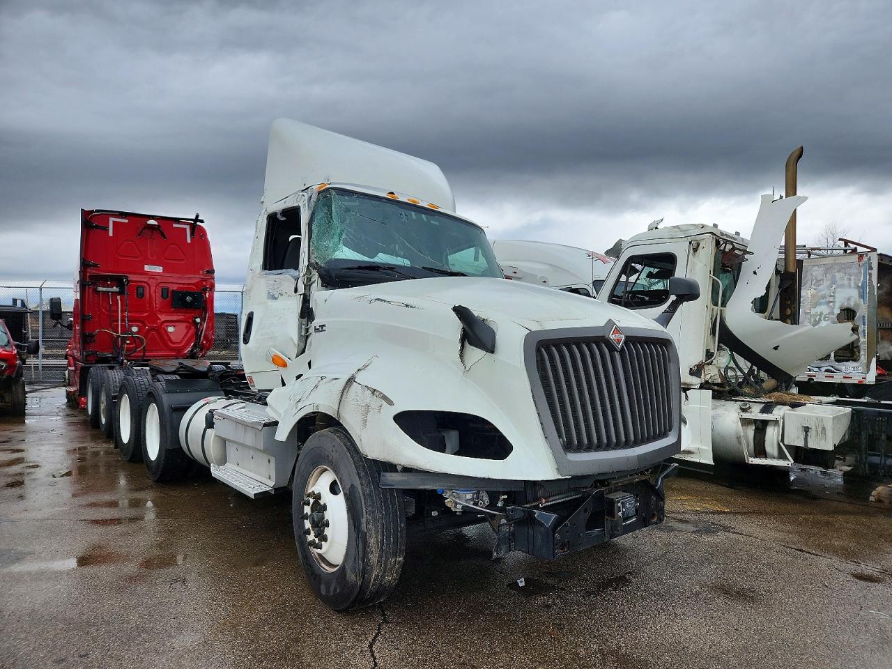 Salvage International Lt625 Image