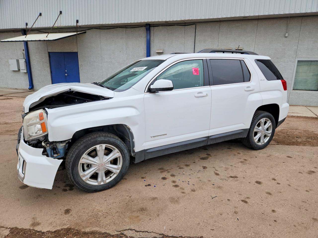 Salvage GMC Terrain Image