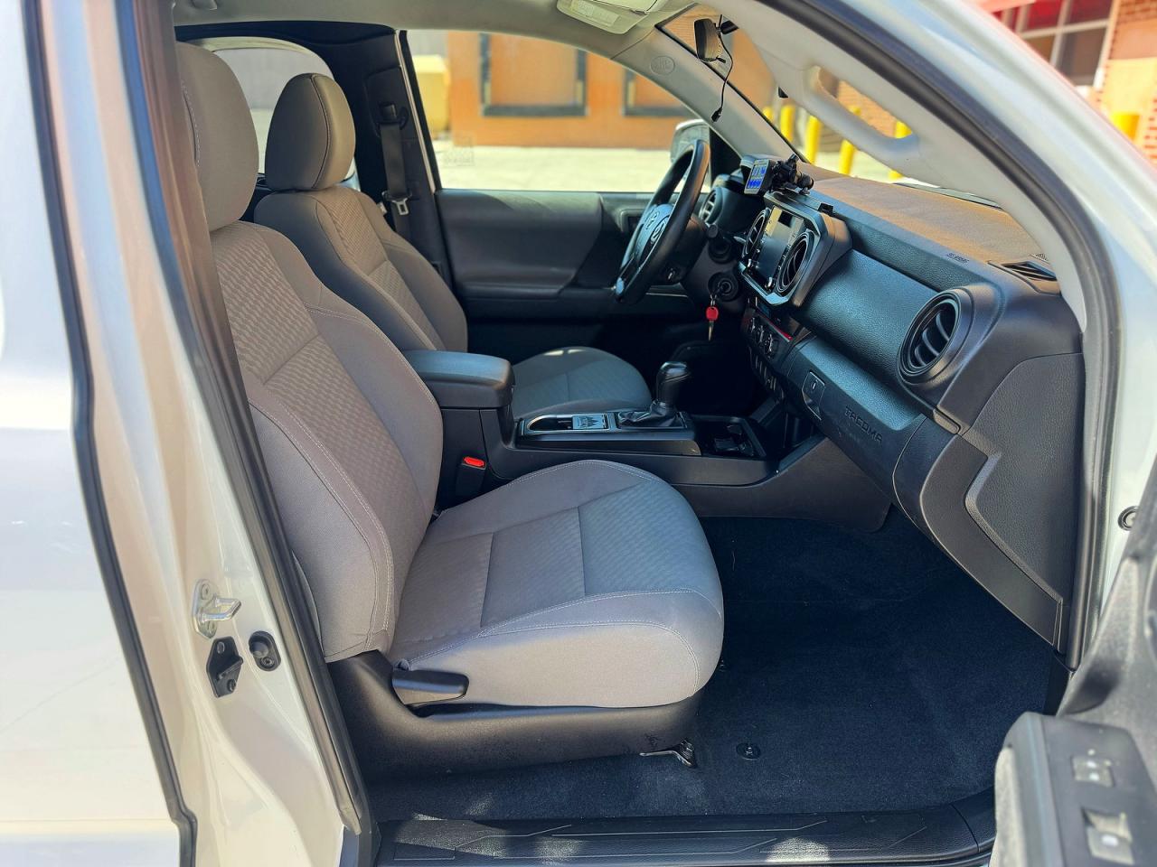 Toyota Tacoma Sr V6