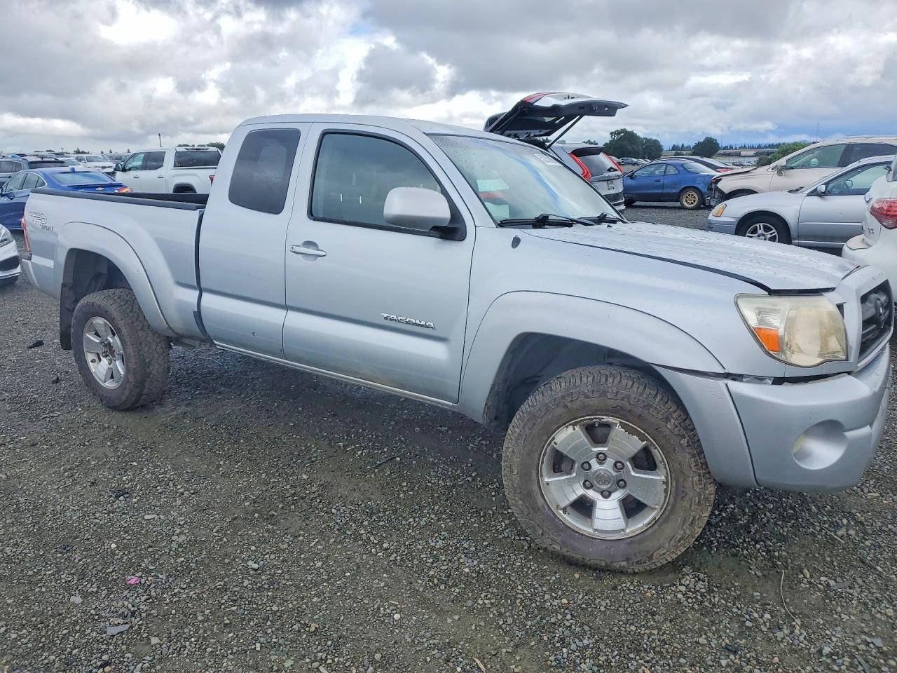 Toyota Tacoma Prerunner Access Cab
