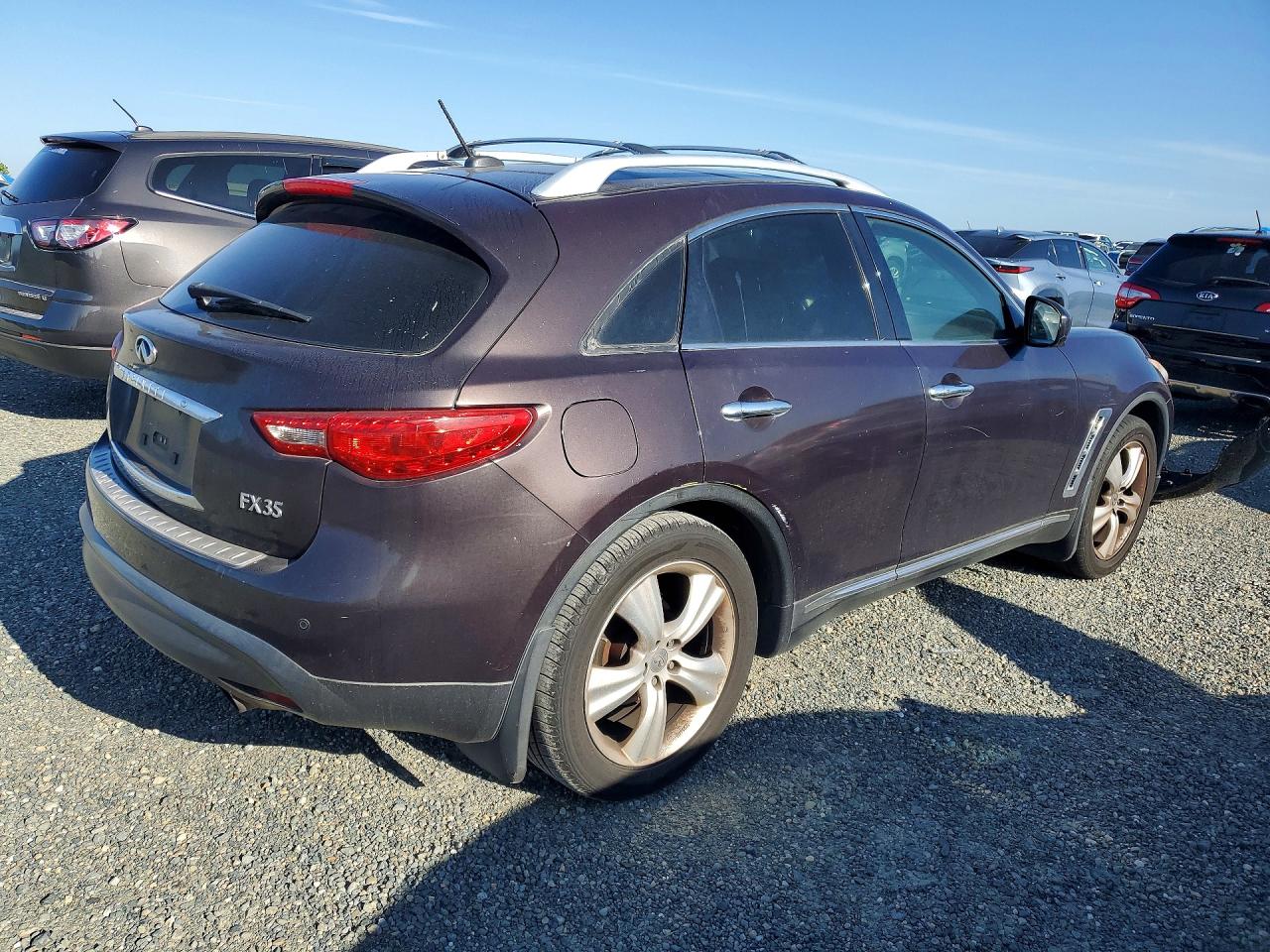 INFINITI Fx Base