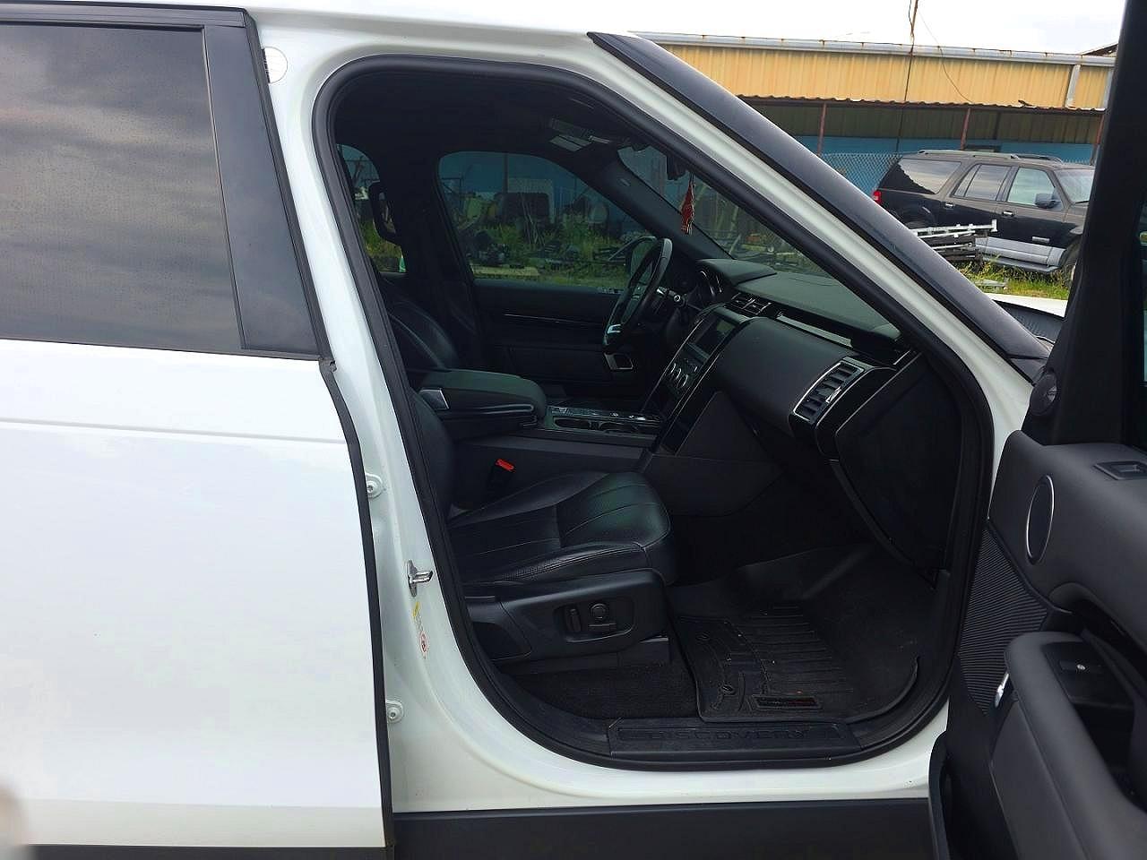 Land Rover Discovery Se