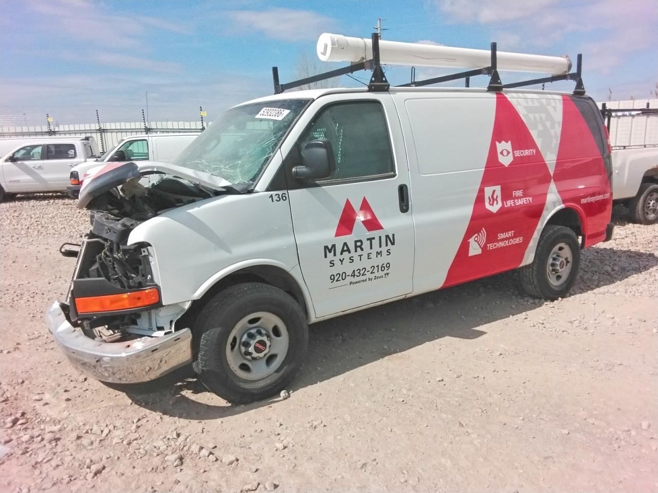 Salvage GMC Savana Image