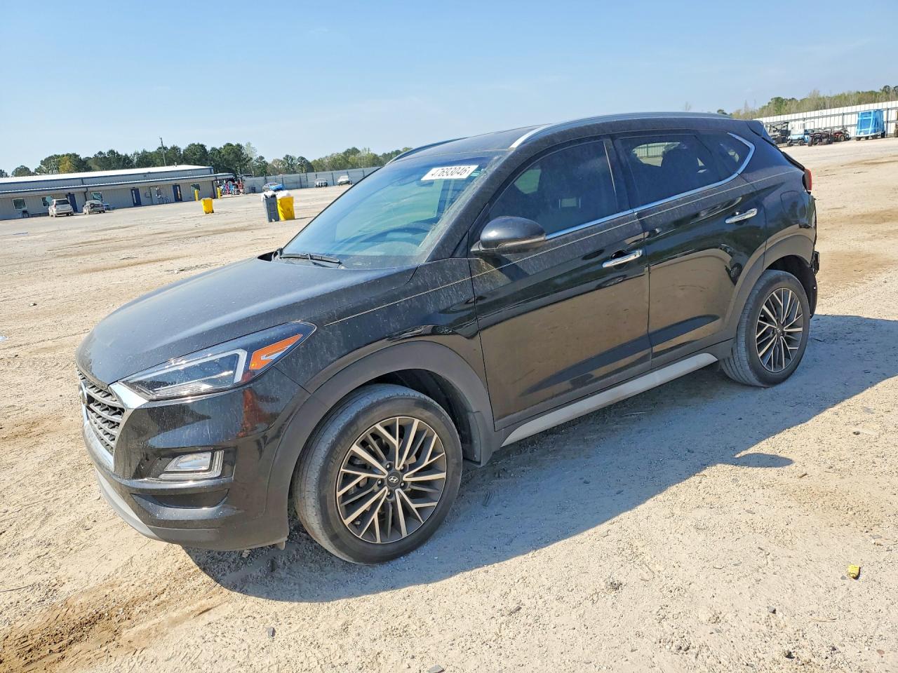 Salvage Hyundai TUCSON Image