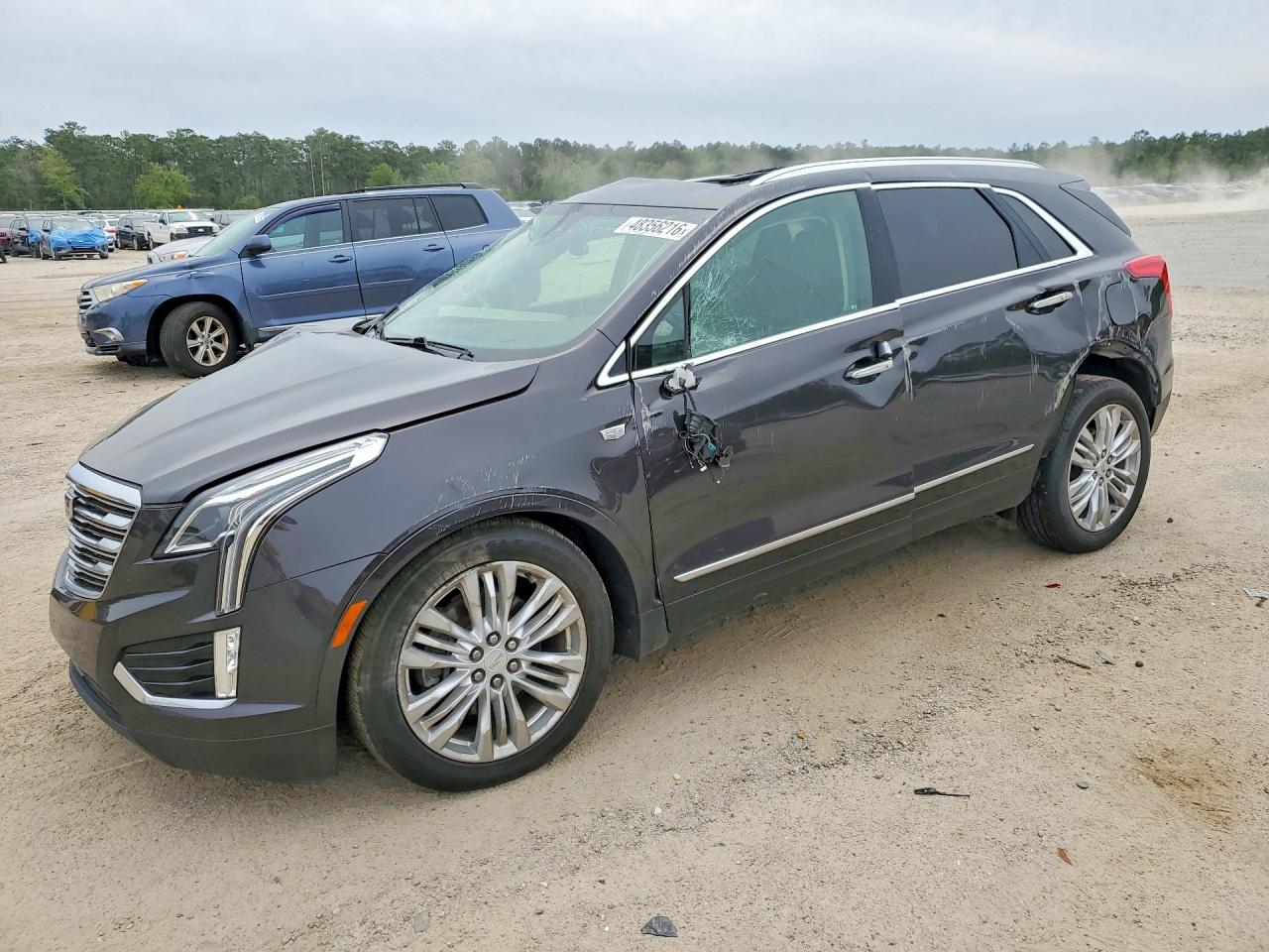 Salvage Cadillac XT5 Image