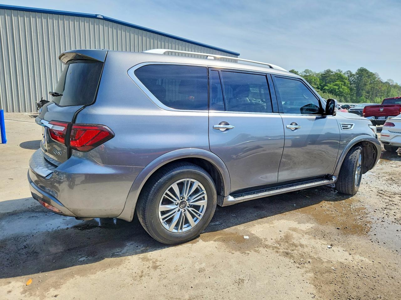 INFINITI Qx Luxe