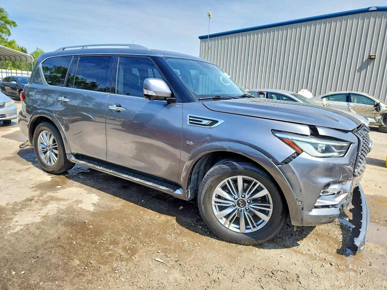 INFINITI Qx Luxe