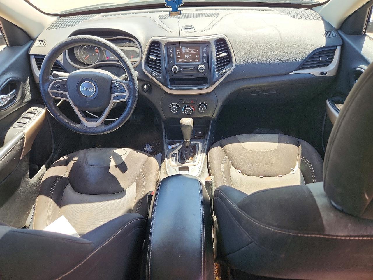 Jeep Grand Cherokee Sport