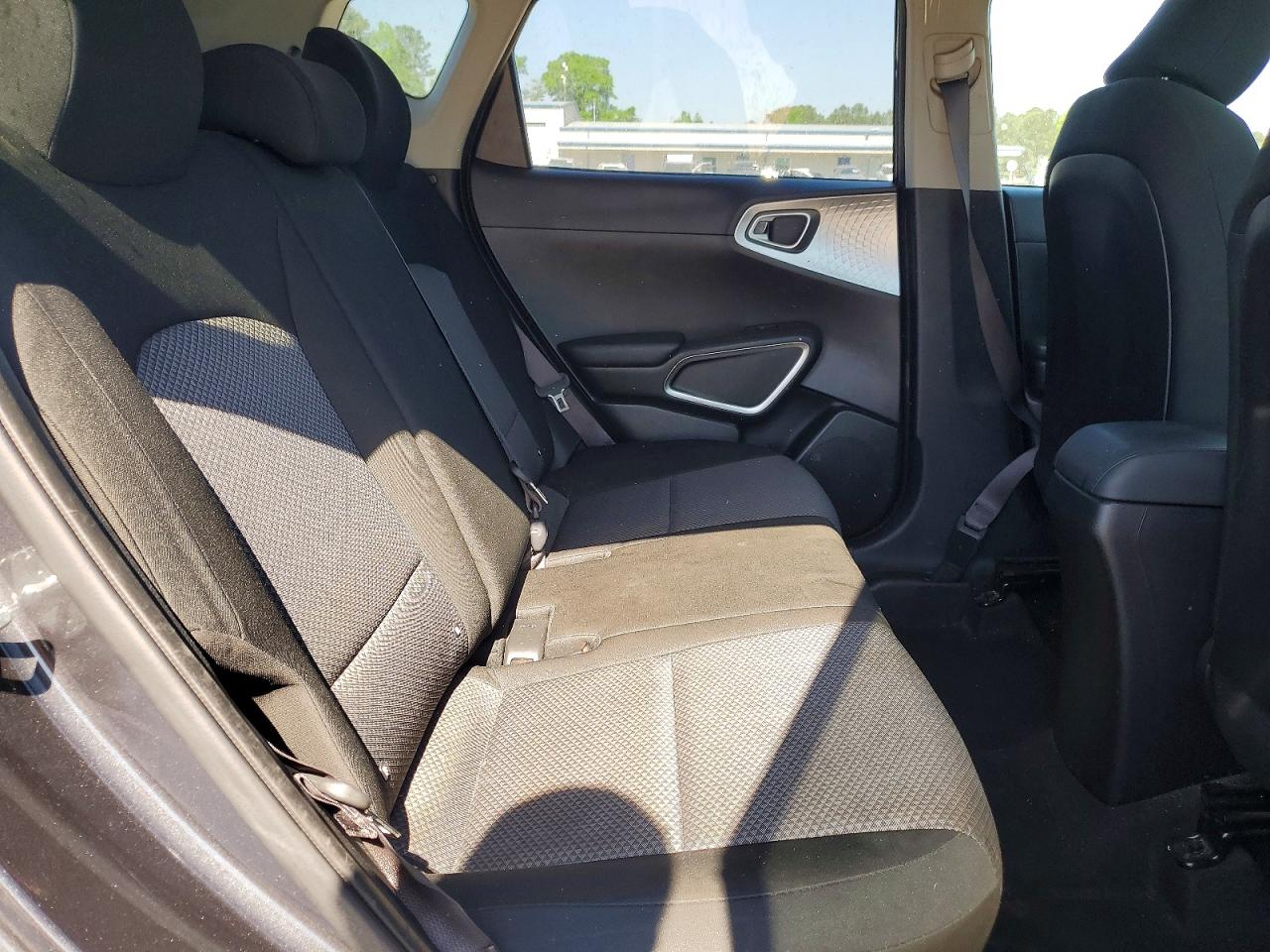 Kia Soul Lx