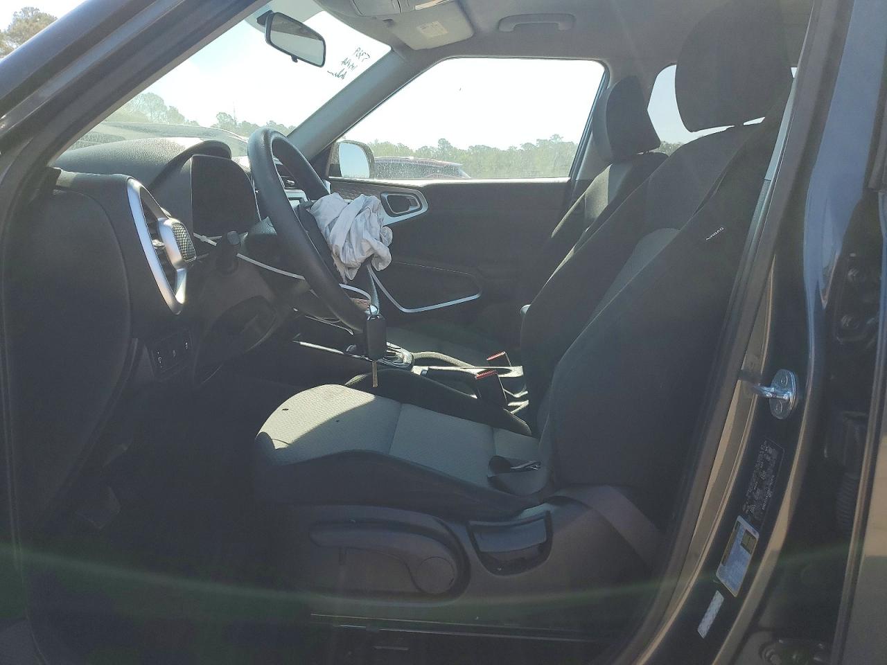 Kia Soul Lx