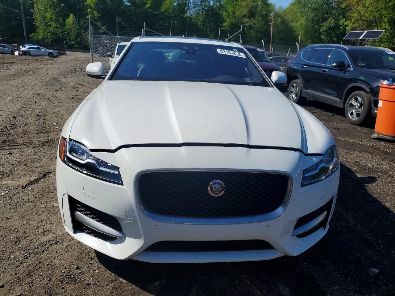 Jaguar XF R - Sport