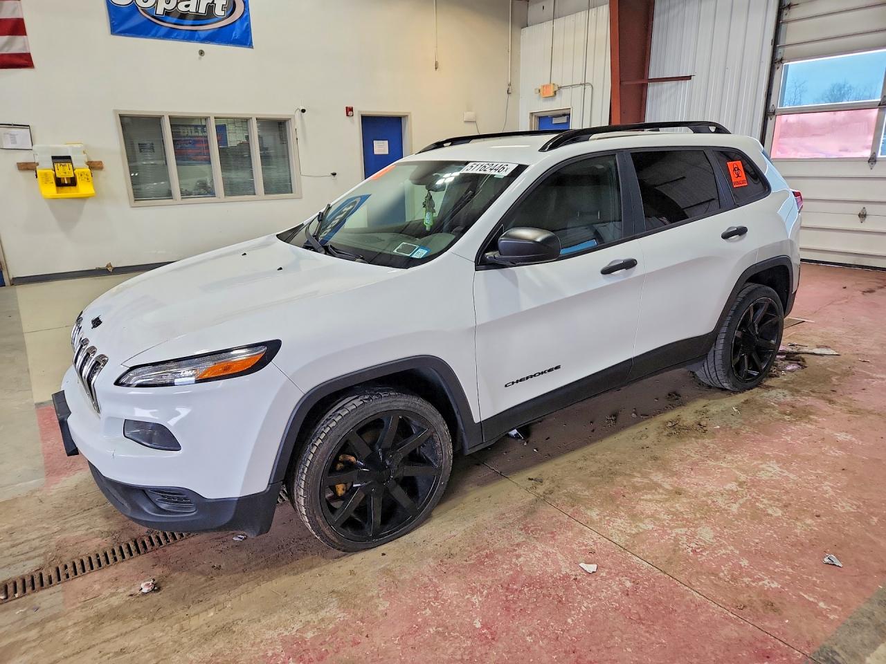 Salvage Jeep Grand Cherokee Image