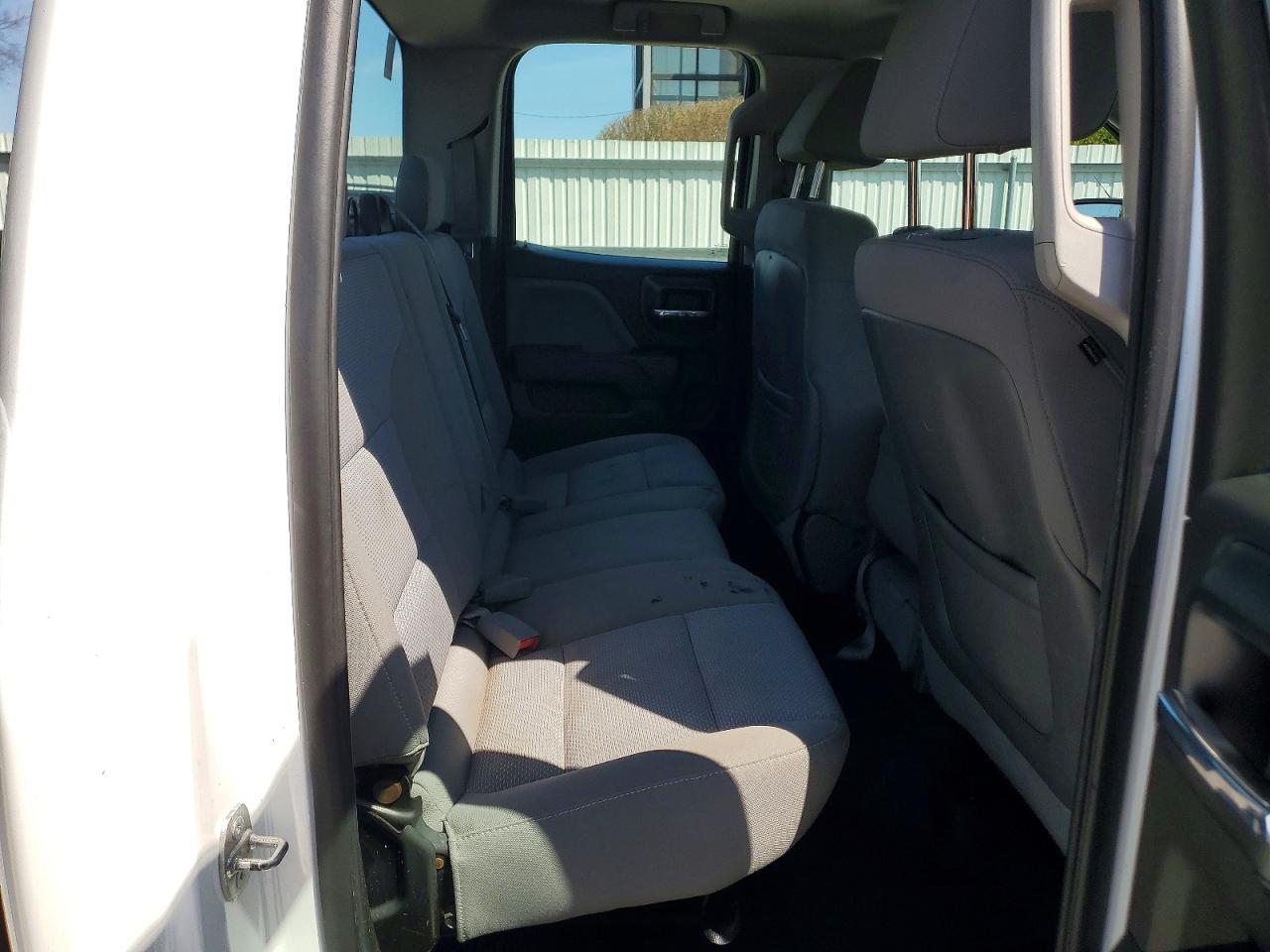 Chevrolet Silverado C1500