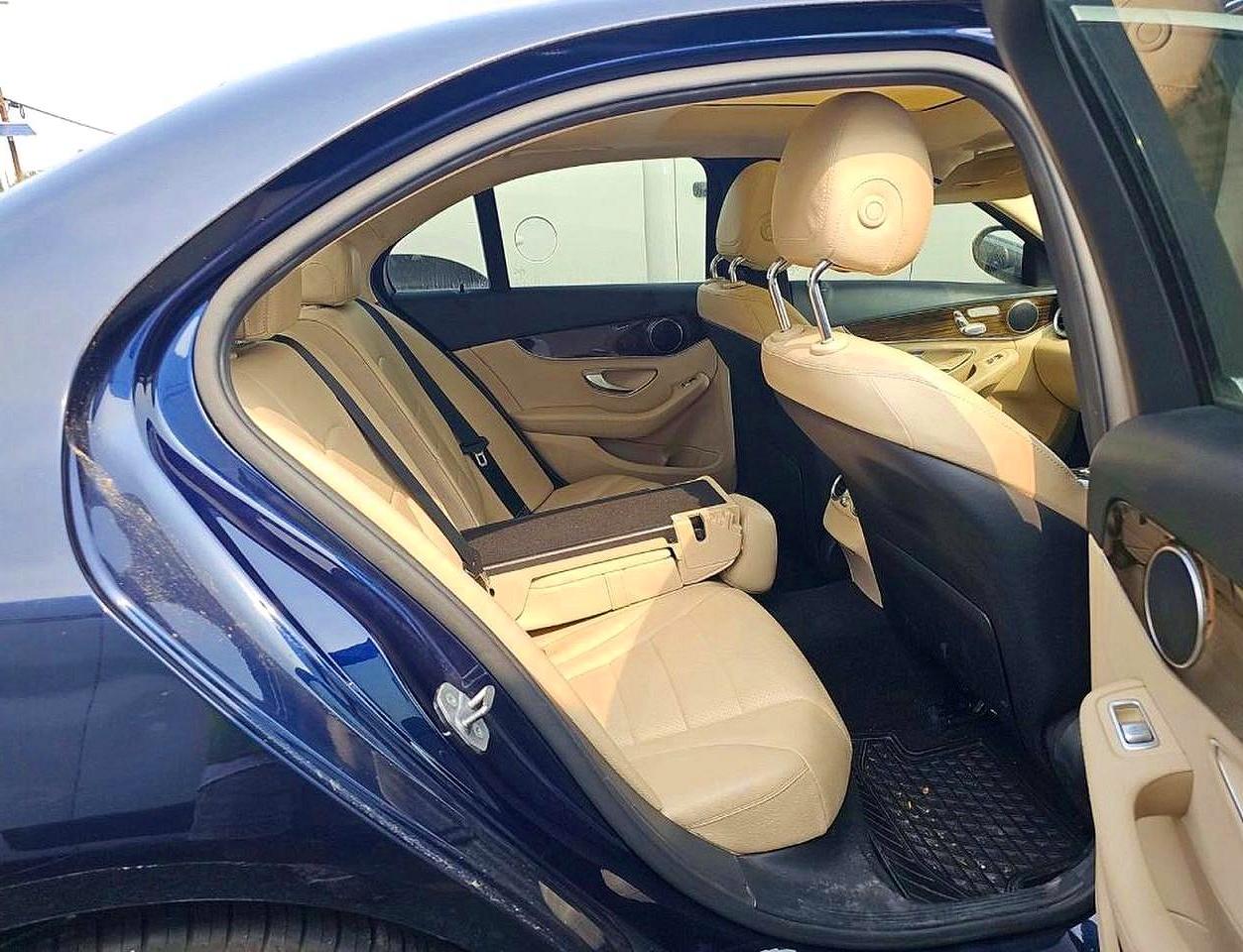 Mercedes-Benz C-Class 300 4matic