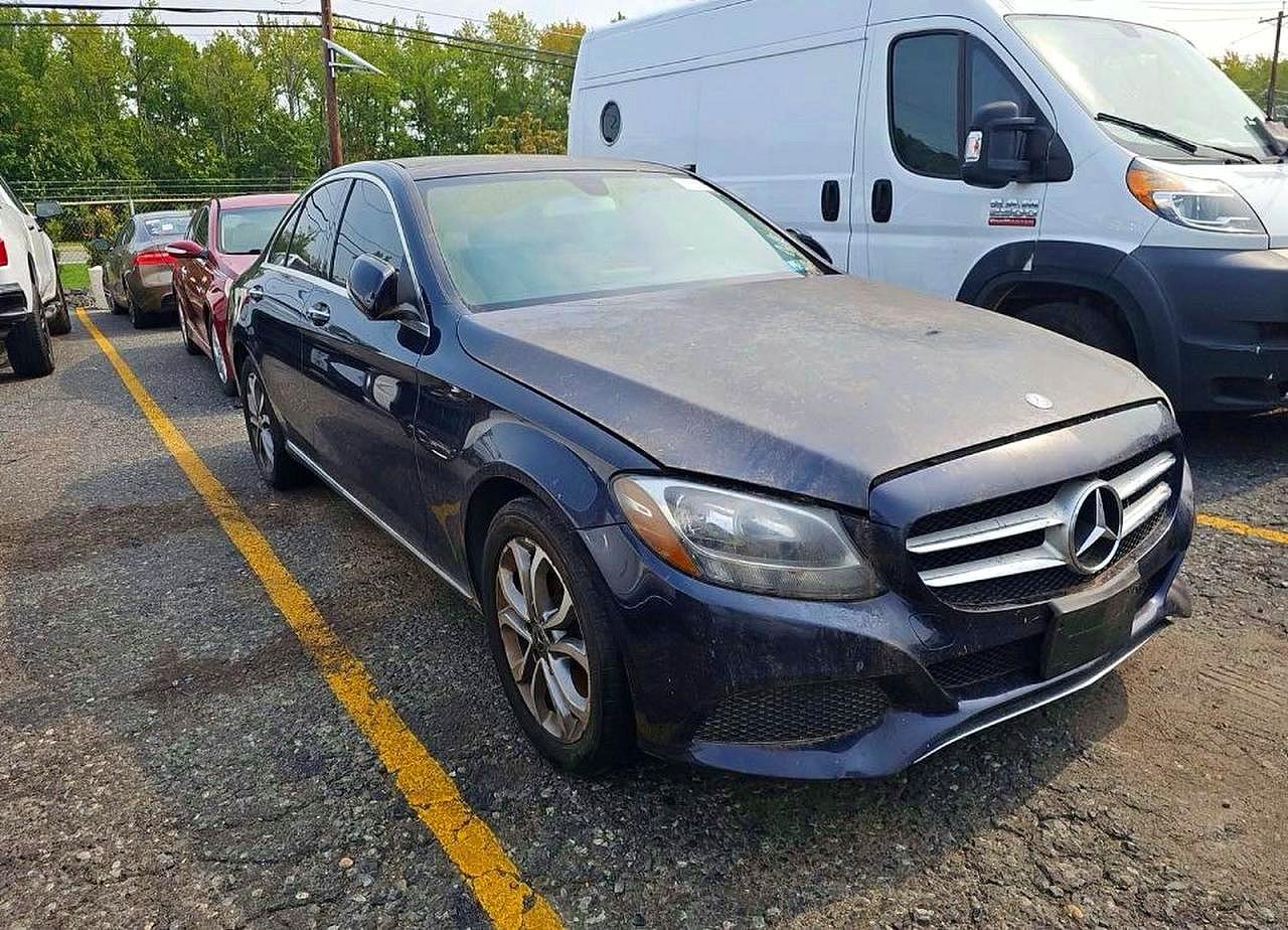 Salvage Mercedes-Benz C-Class Image