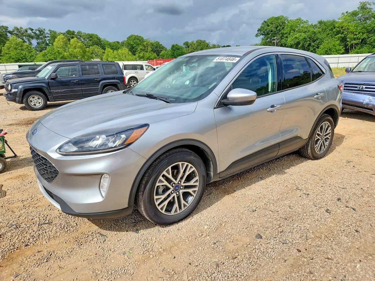 Salvage Ford Escape Image