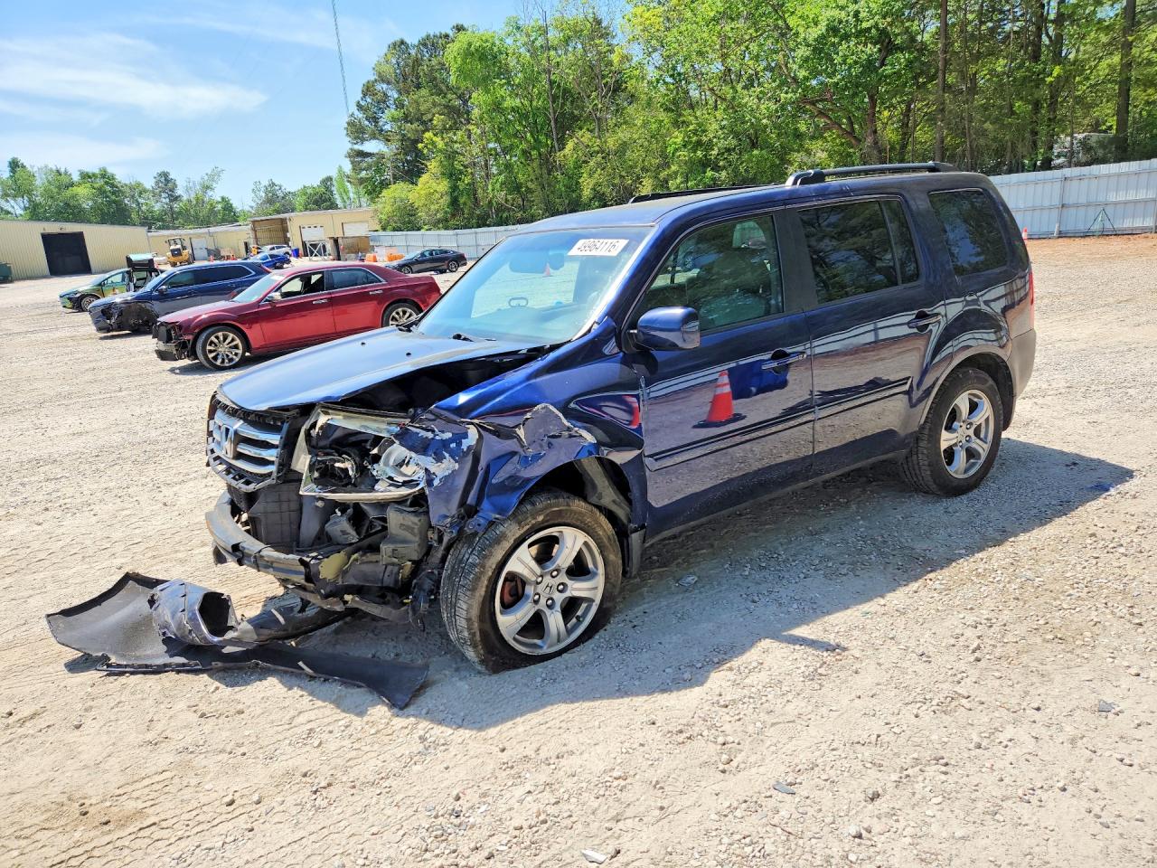 Salvage Honda Pilot Image