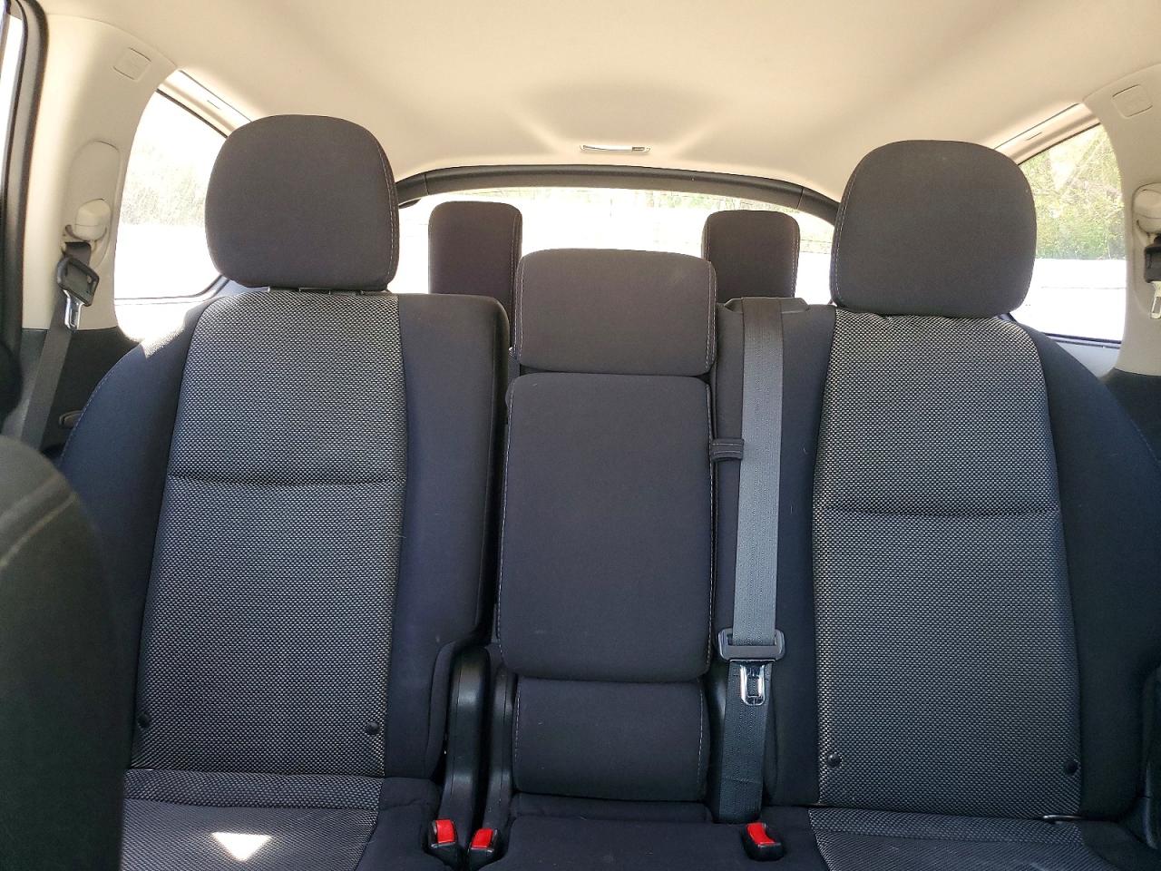 Nissan Pathfinder S