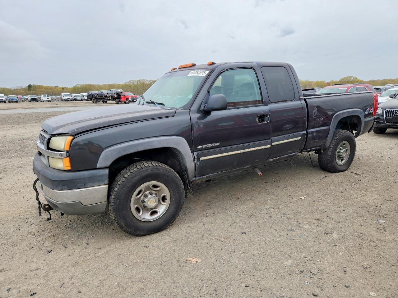 Salvage Chevrolet Silverado Image