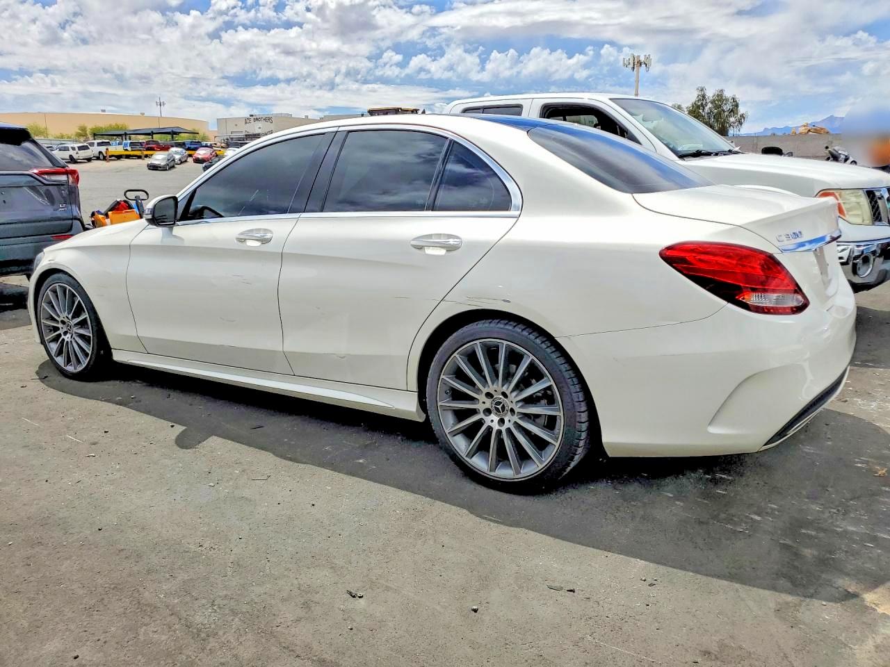 Mercedes-Benz C-Class 300