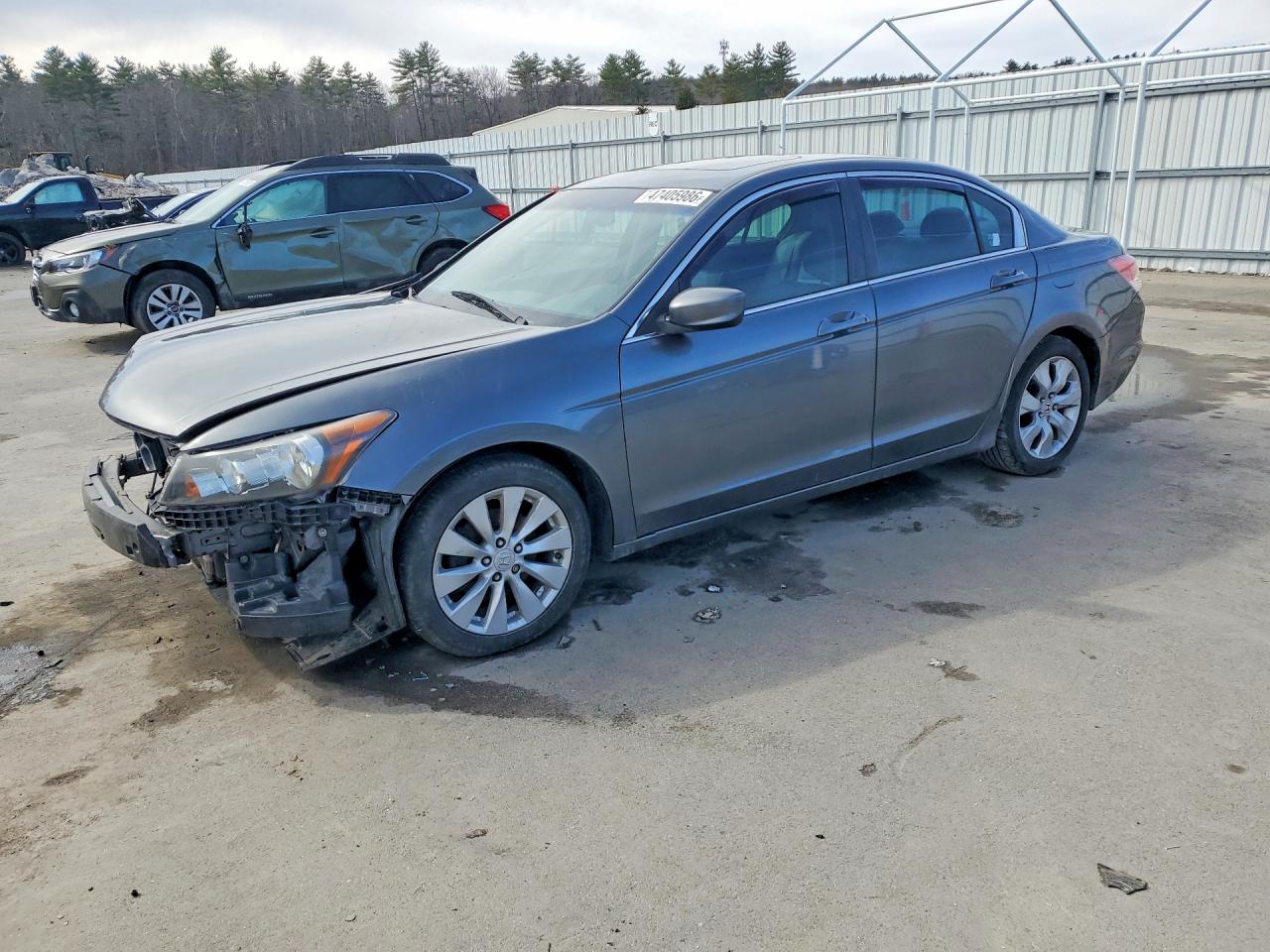 Salvage Honda Accord Image