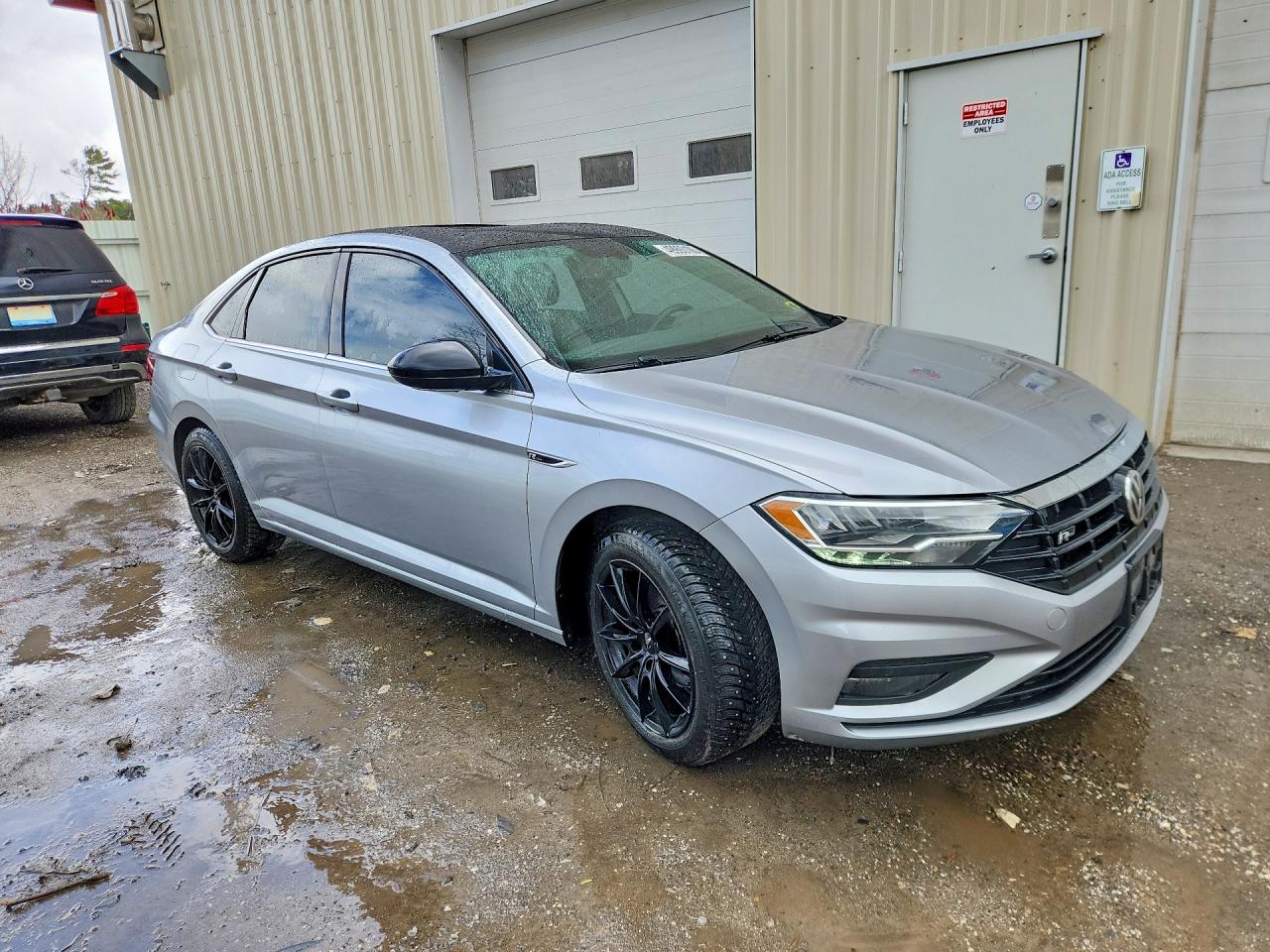 Volkswagen Jetta S